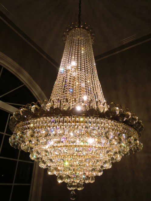 Glass Or Crystal Chandelier Cleaning North West Vancouver Burnaby A Clean Crystal Chandelier