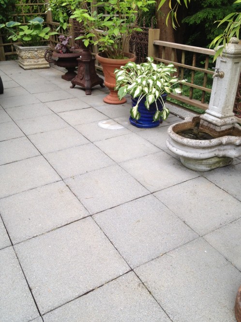 Paving Stone Pressure Washing And Cleaning North Vancouver Concrete Patio Slabs After Power Washing