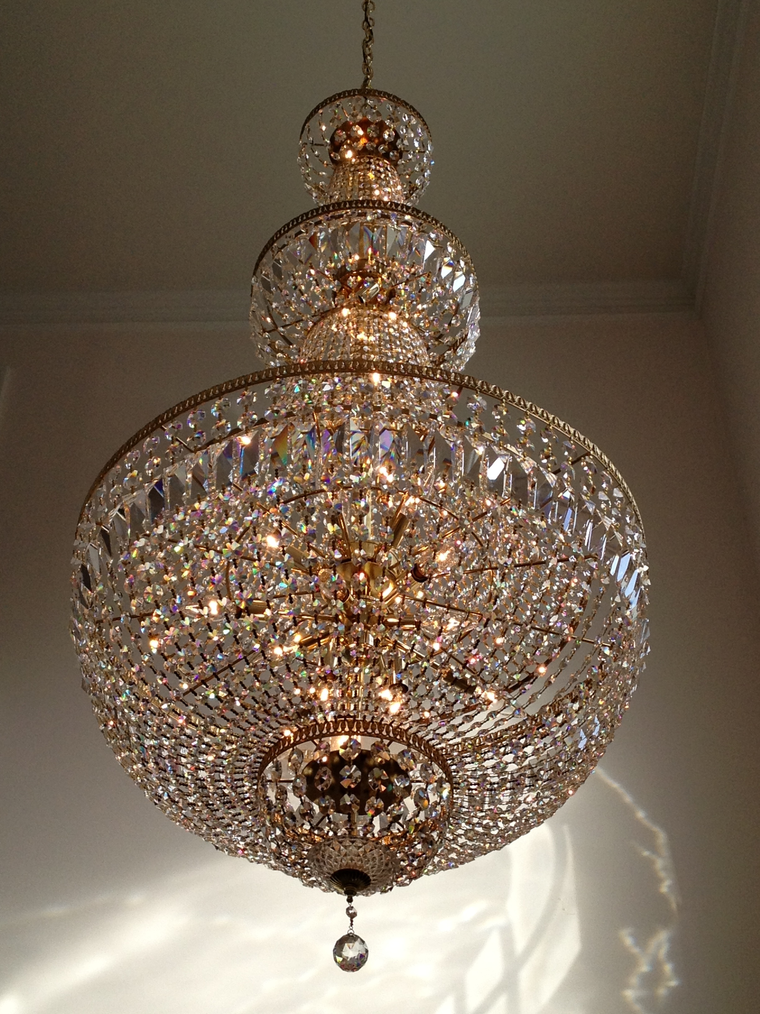 Residential Chandelier Cleaning Vancouver